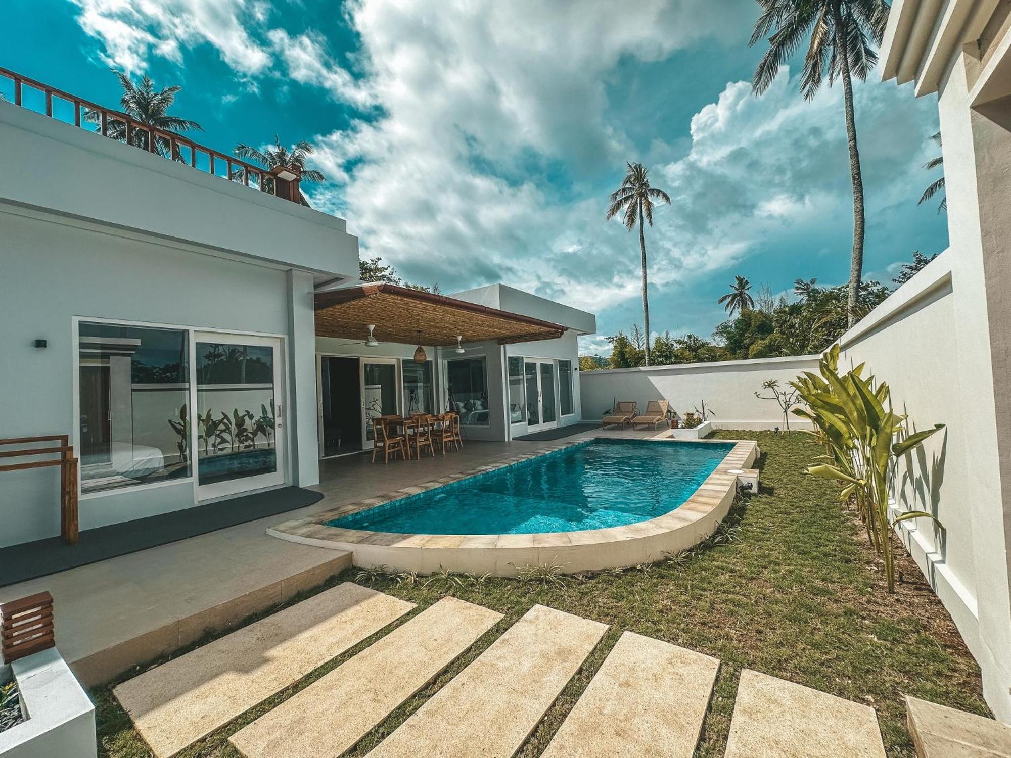 Tropik Resort Lombok Селонг-Беланак Номер фото